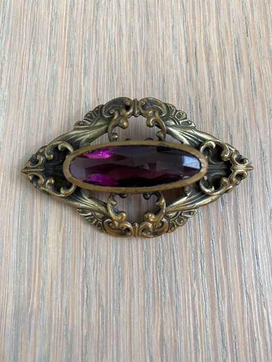 Antique Jewelry - Antique Victorian Art Nouveau Amethyst Glass Jeweled Brooch